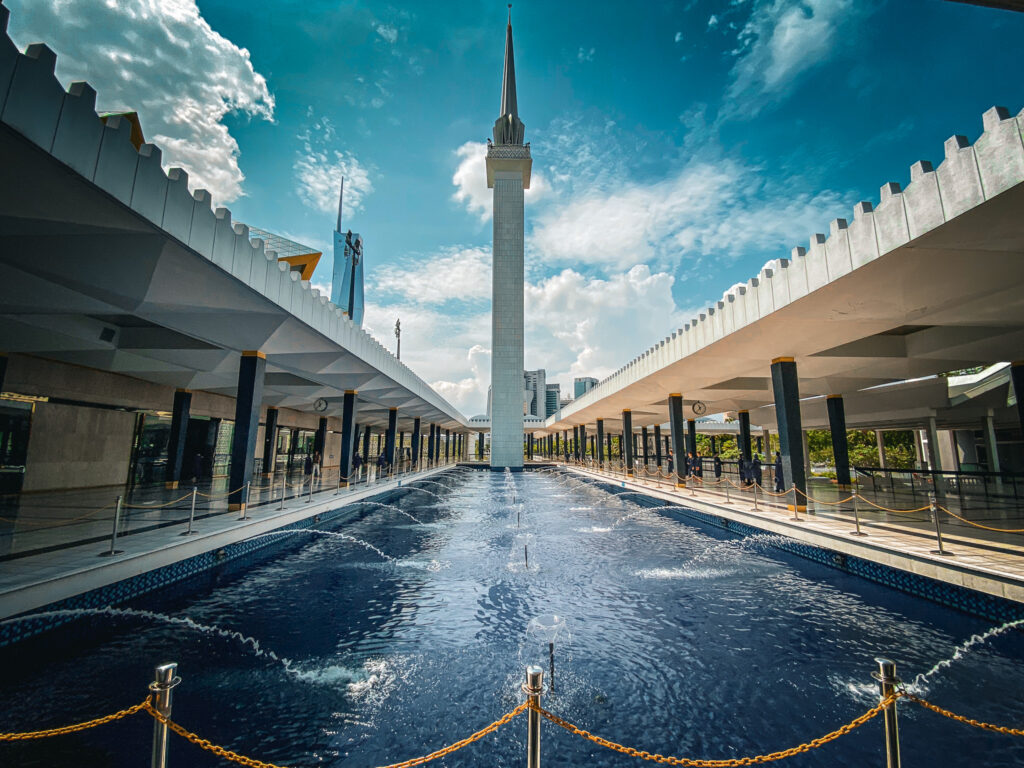 Kuala Lumpur, Malaysia -National Mosque of Malaysia - Best Time to Visit Kuala Lumpur and Top Activities